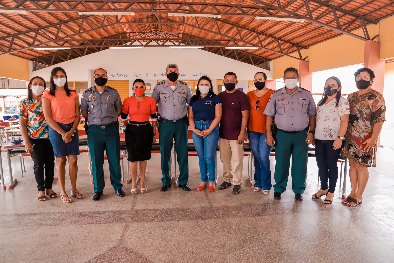 Secretaria Municipal de Educação juntamente com a diretoria do Colégio Militar realizam sorteio para a seleção de alunos