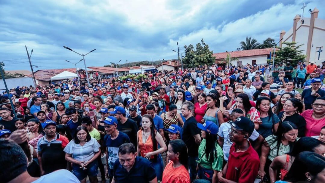 INAUGURAÇÃO DE ESTRADAS, ENTREGA DE PATRULHA AGRÍCOLA E FRANGO NO POVOADO IPU-IRU